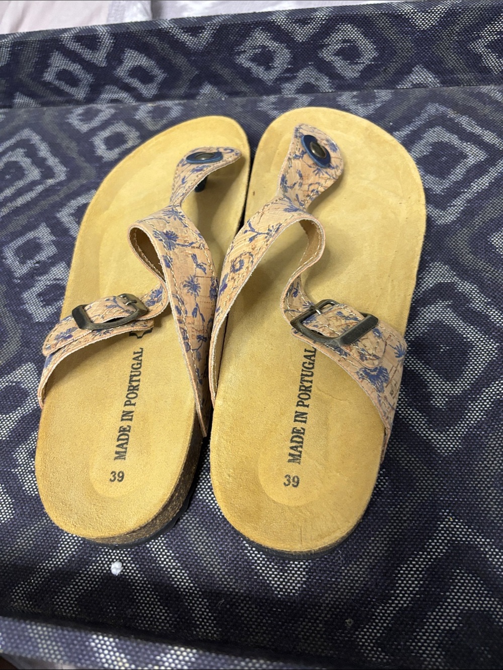 Women's leather Floral Tan & Blue Thong Sandals with Adjustable Buckle size 39